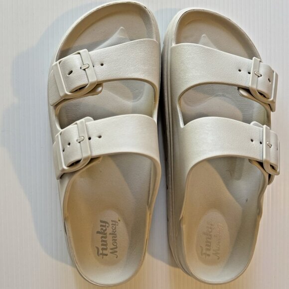 Funky Monkey Double Buckle Slides | Women’s 9 | Beige Comfort Sandals - Picture 3 of 15